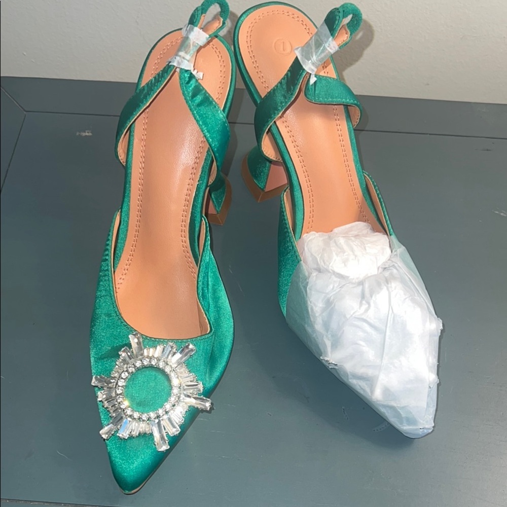 Elegant Green Satin Women's Heels SIZE 7